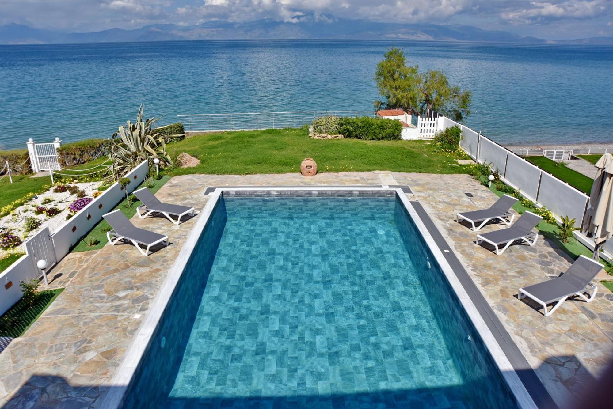 Antorina Beachfront Villas With Private Pools Kamari  エクステリア 写真