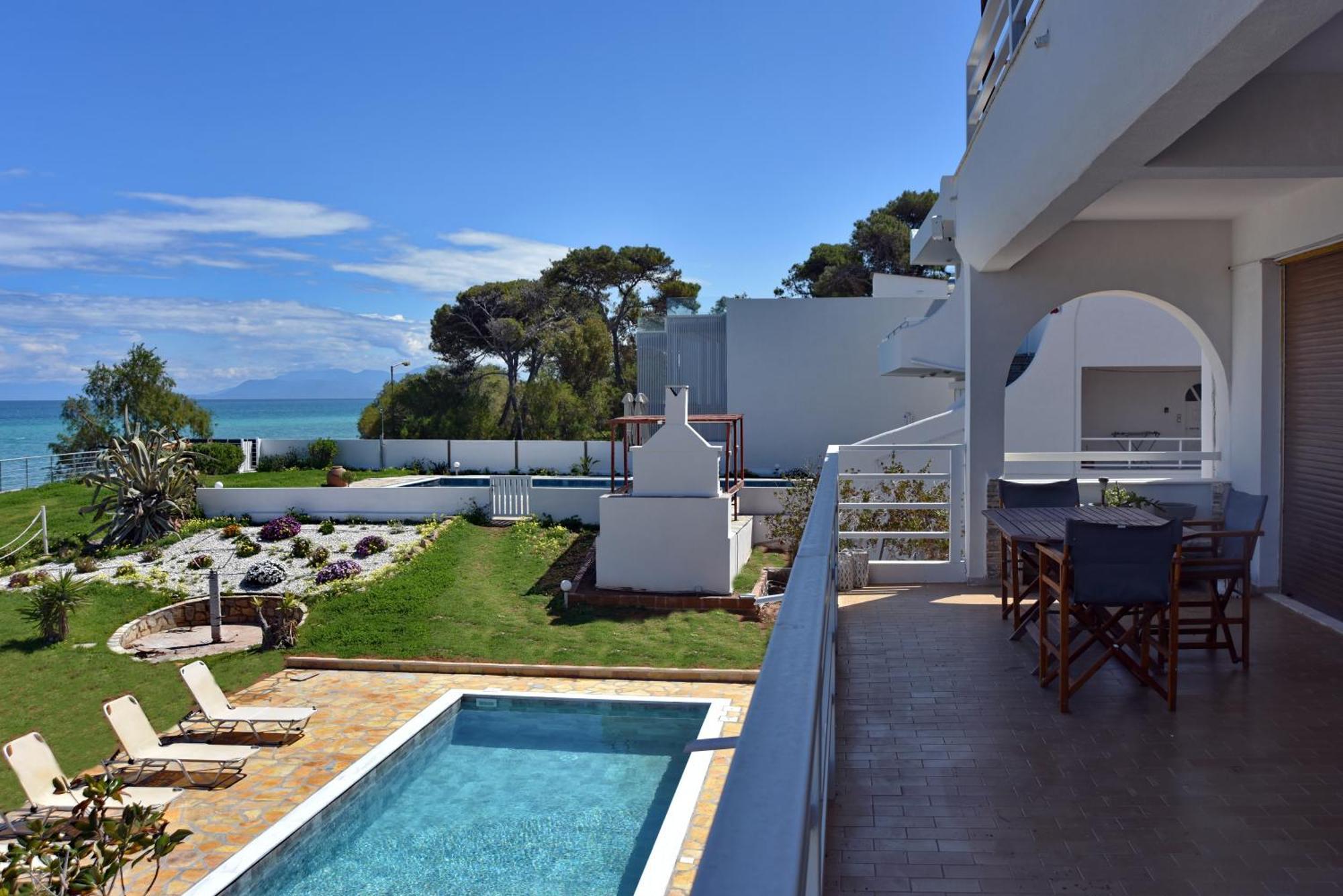 Antorina Beachfront Villas With Private Pools Kamari  エクステリア 写真