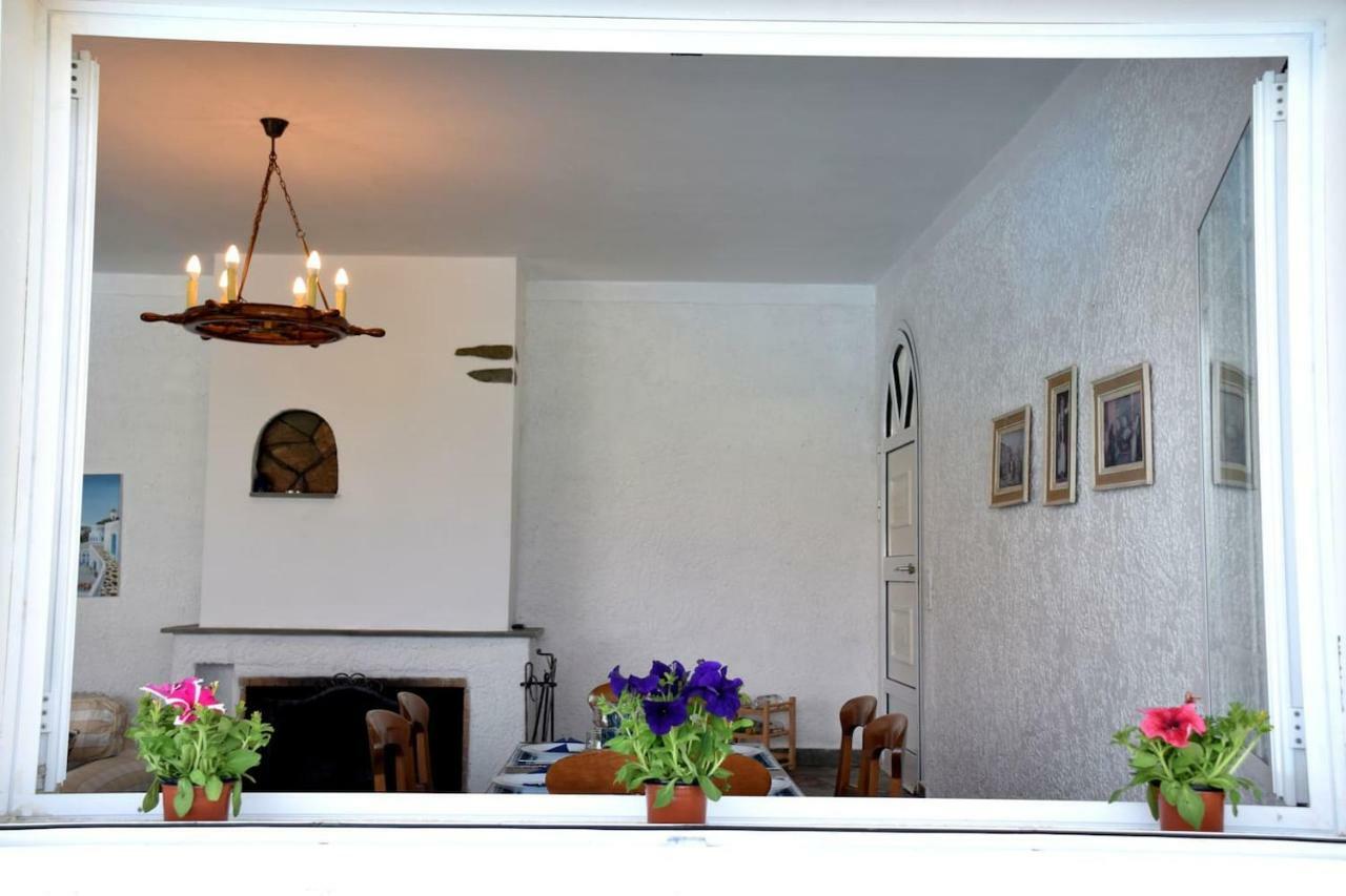 Antorina Beachfront Villas With Private Pools Kamari  エクステリア 写真